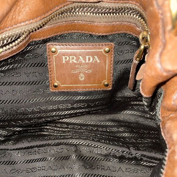 AUTHENTIC PRADA LAMBSKIN HOBO BAG CAMEL MEDIUM - Picture 13 of 15